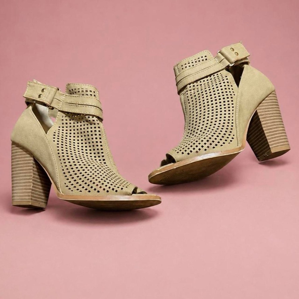 Restricted Tan Perforated Peep-Toe Heeled Booties – Size 5